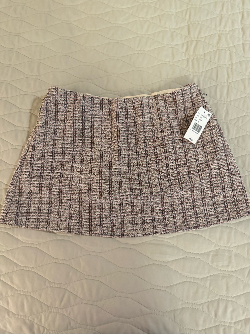Textured Pink Bouclé Mini Skirt NWT size L